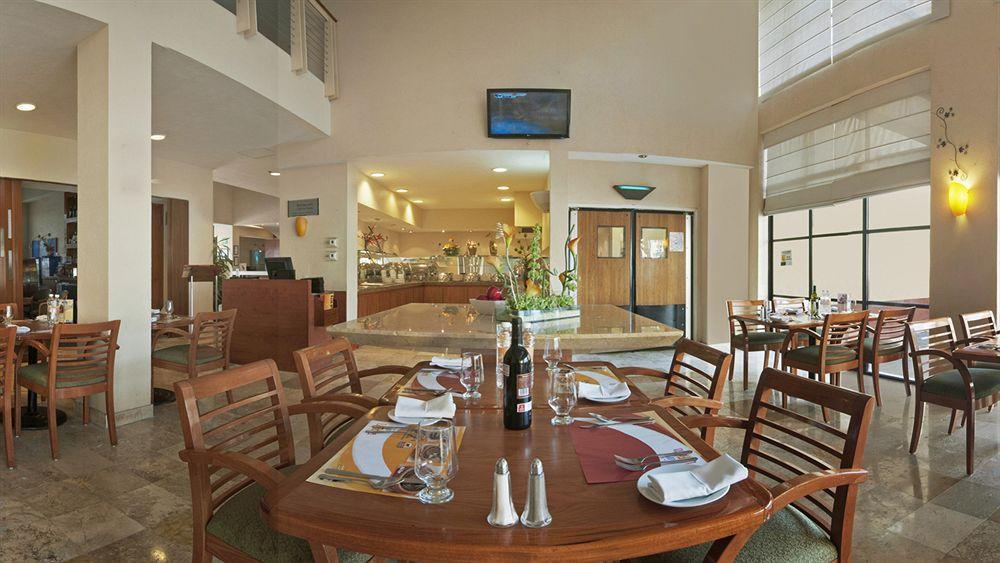 Fiesta Inn Poza Rica Bagian luar foto