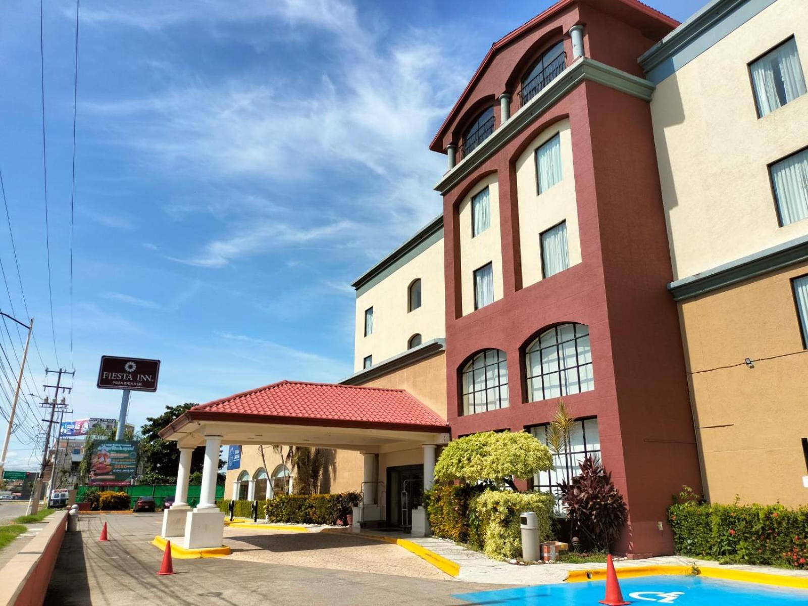 Fiesta Inn Poza Rica Bagian luar foto