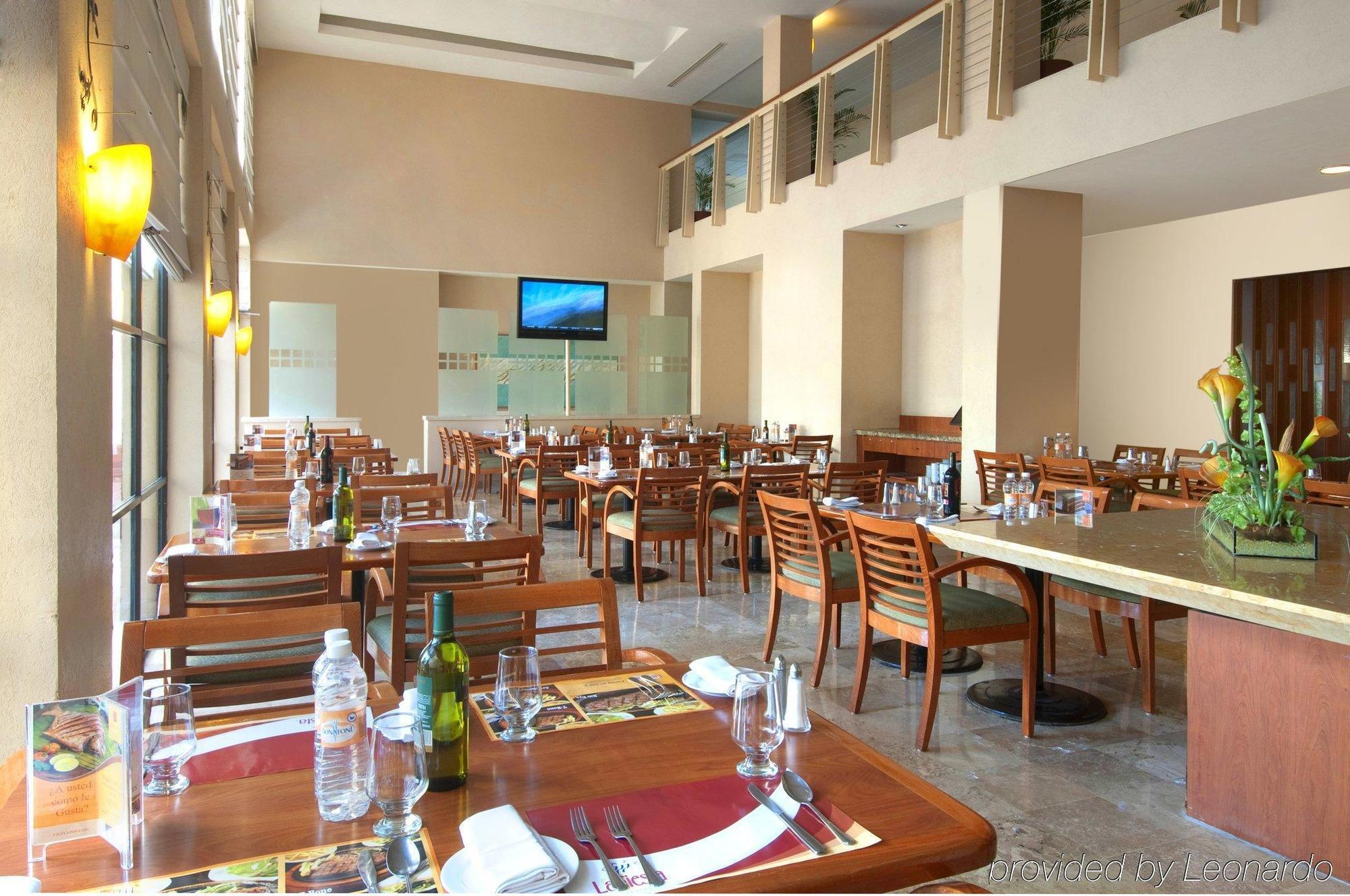Fiesta Inn Poza Rica Restoran foto